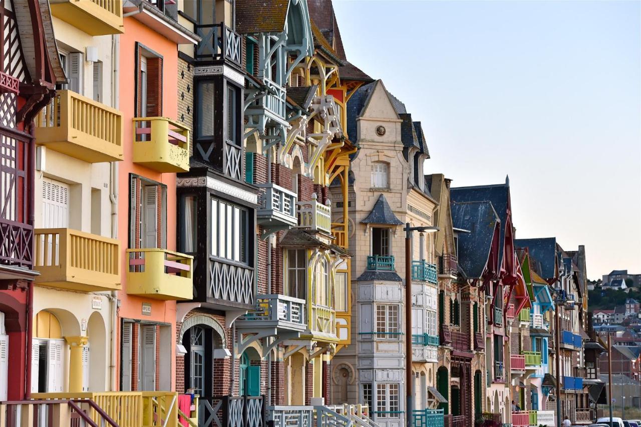 IDÉALEMENT SITUÉ LE STUDIO Les Locations ISAHORA sont aussi à 2 pas du Château d'Eu, des Falaises du Tréport, de MERS les Bains et aux portes de la BAIE DE SOMME Eu (Sena Marítimo) Exterior foto